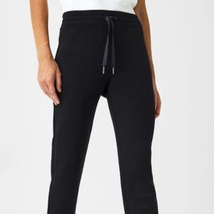 SPANX AirEssentials Tapered Pant XS